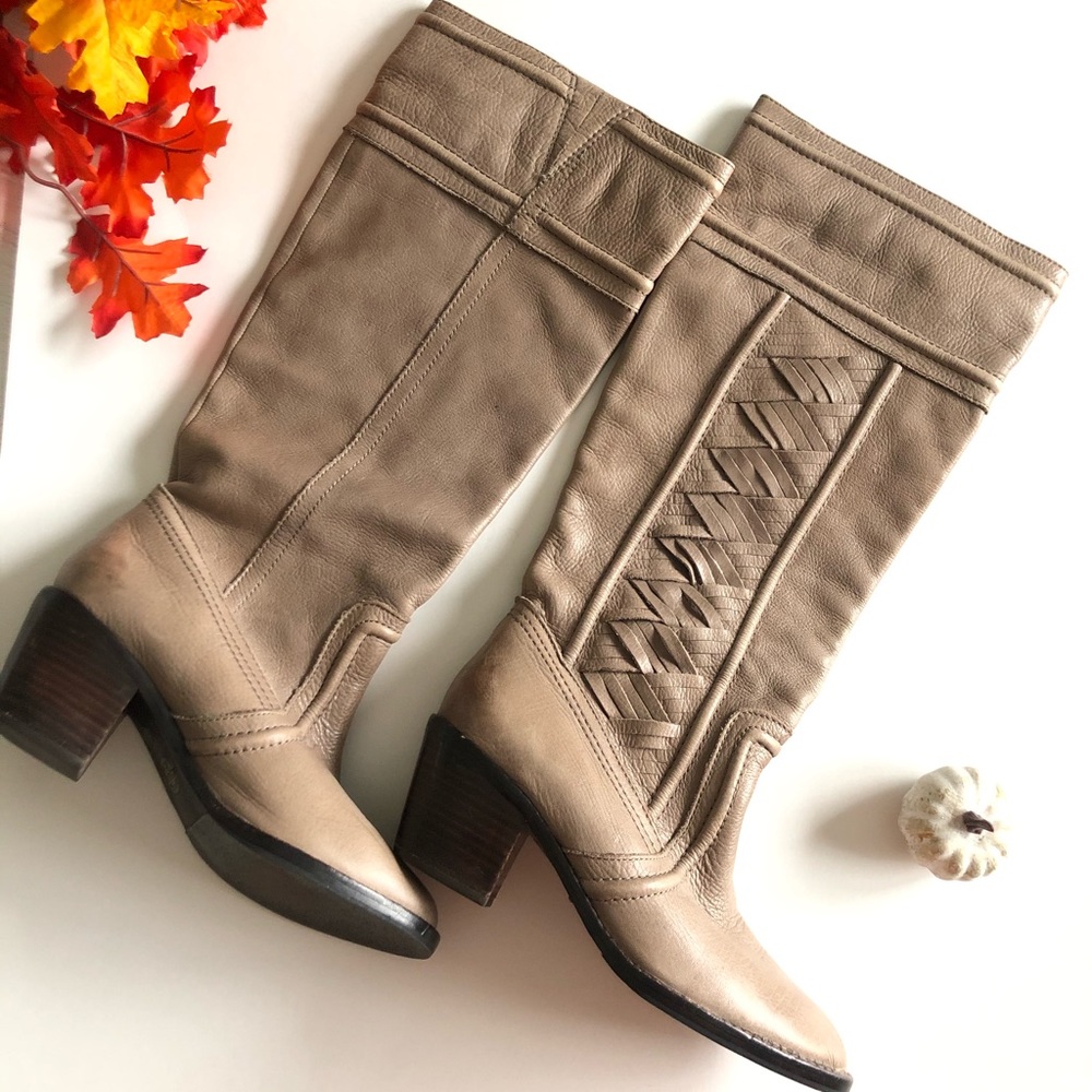 Fossil Felicia Gray Leather Boots